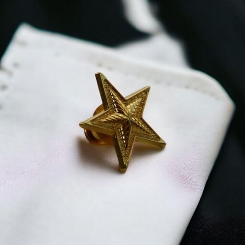 Gk 3D 5-Point Star Lapel Pin Badge