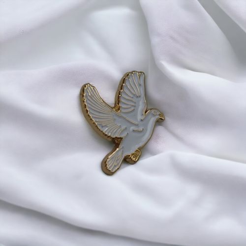 Gk White Dove Peace Lapel Pin Badge